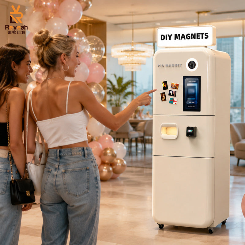 Fridge magnet photo booth: Preserve a unique memory